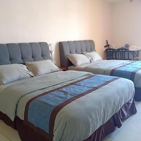 De Benz Inn Malacca Екстериор снимка