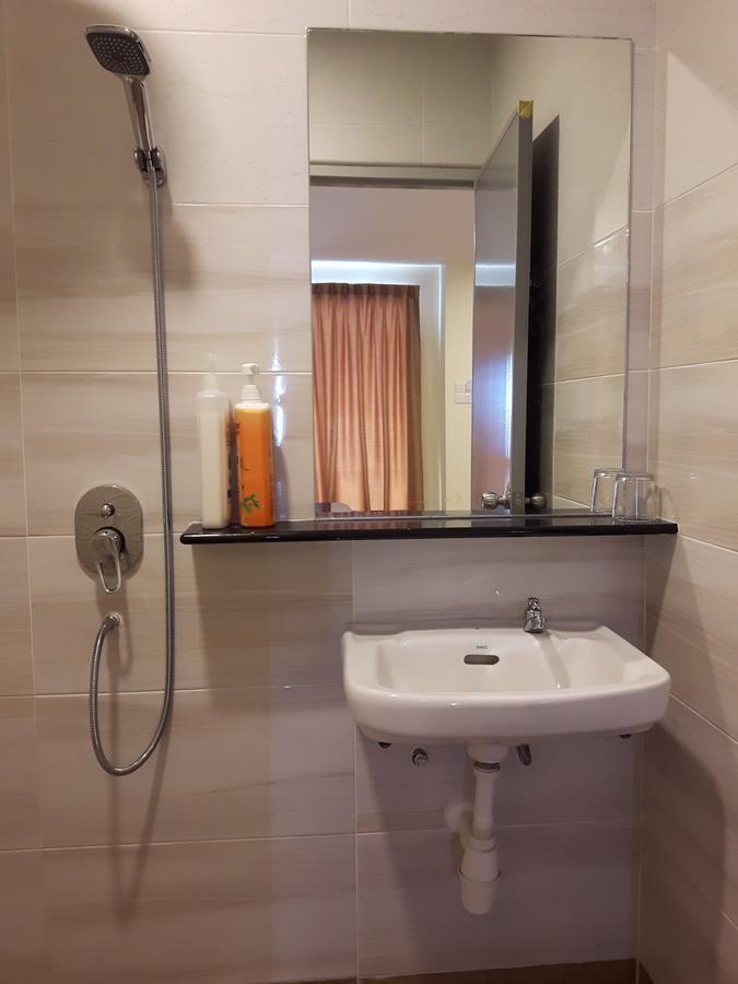 De Benz Inn Malacca Екстериор снимка