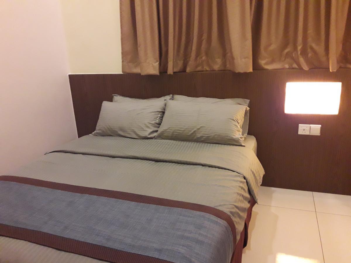 De Benz Inn Malacca Екстериор снимка